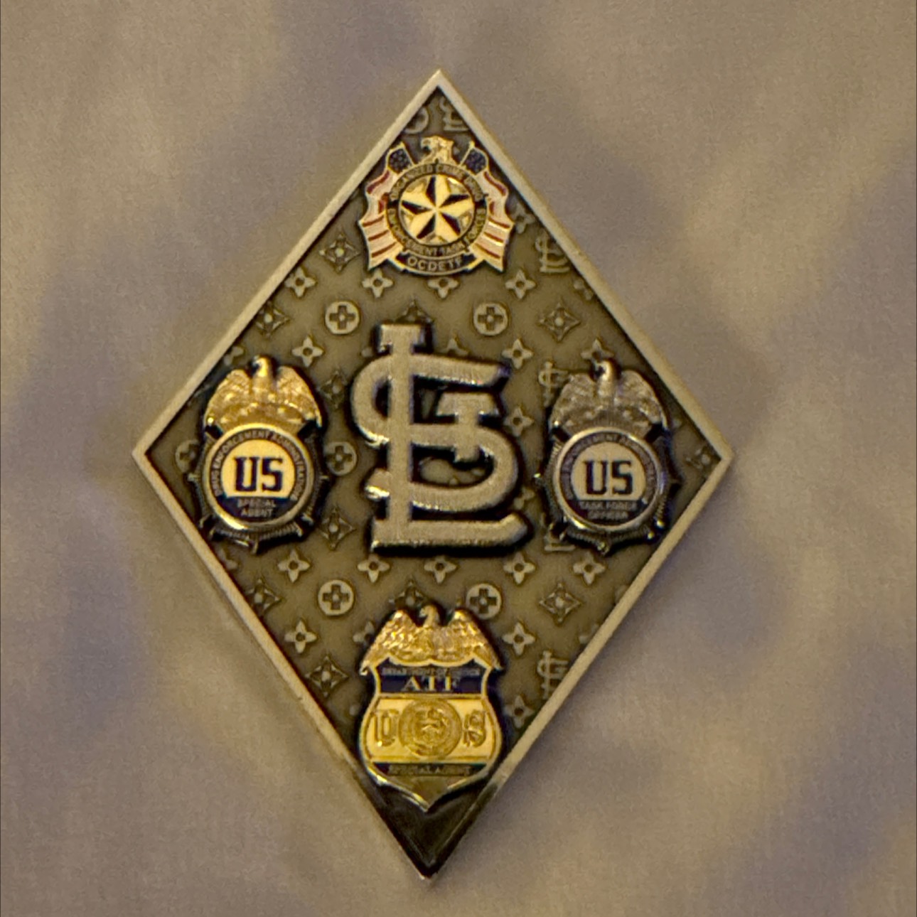 St. Louis Diamond — back