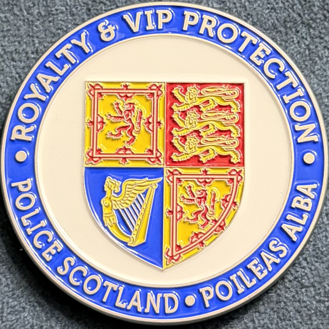 Police Scotland Royalty & VIP Protection Challenge Coin - Blue & White — back
