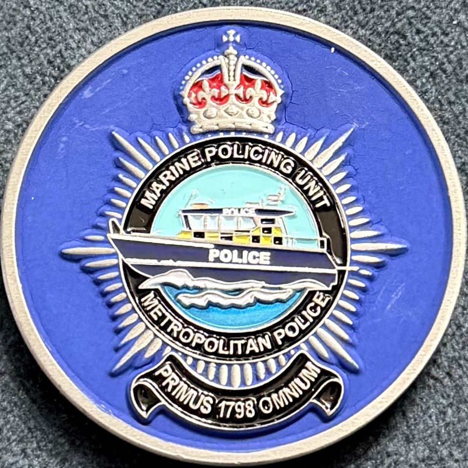 Metropolitan Police Marine Policing Unit Oxford vs Cambridge Challenge Coin — back