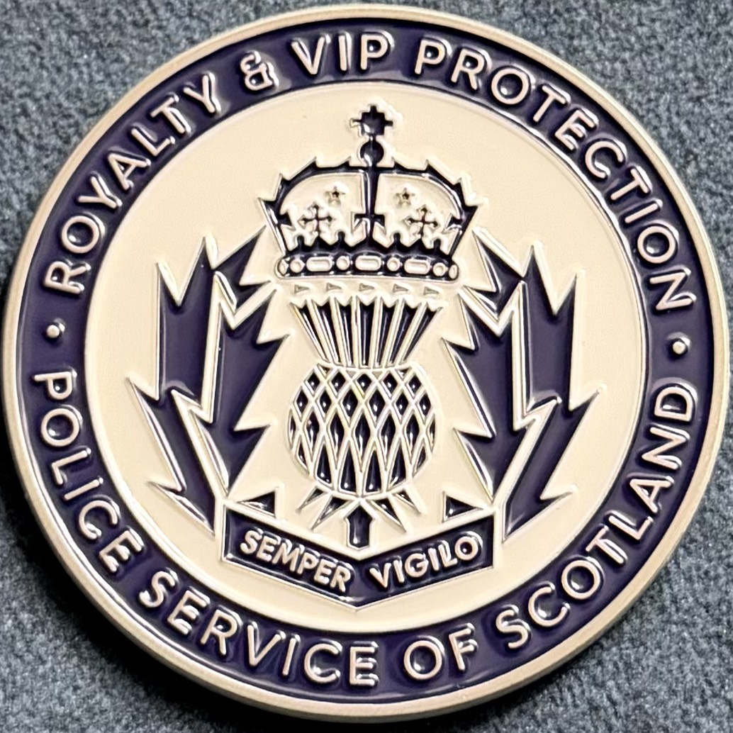 Police Scotland Royalty & VIP Protection Challenge Coin - Navy & White — front