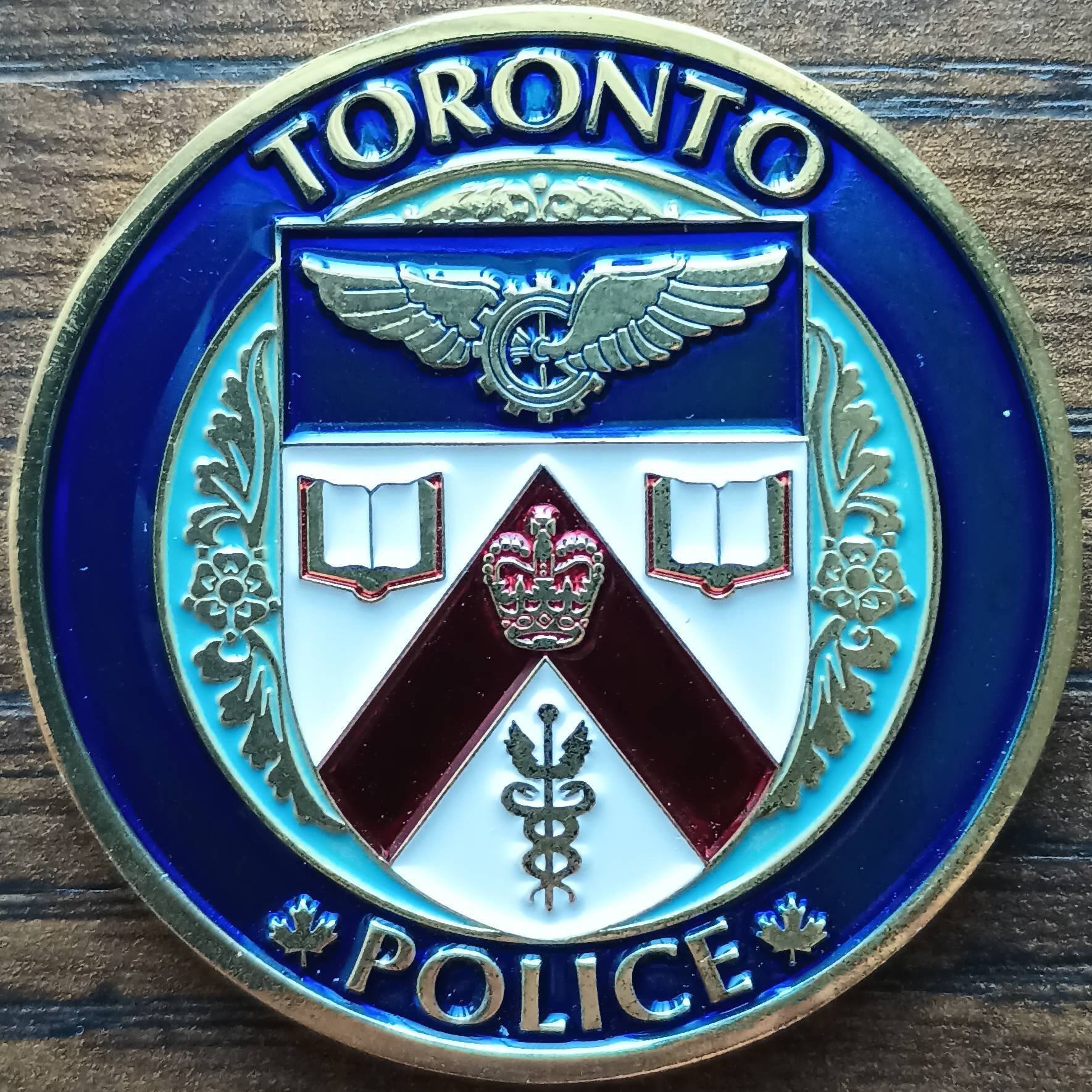 Toronto Police EMPO — front