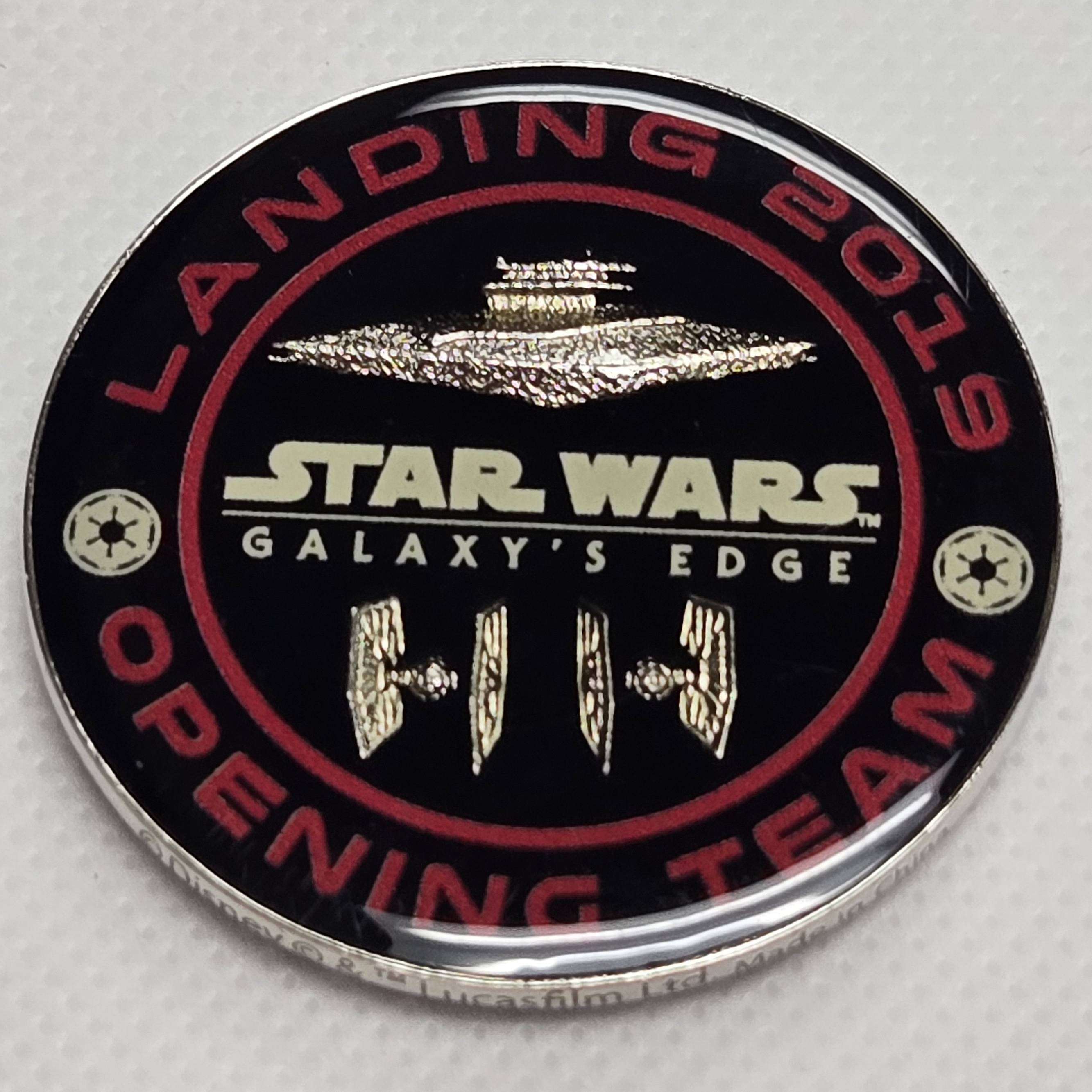 Galaxy Edge opening day — front