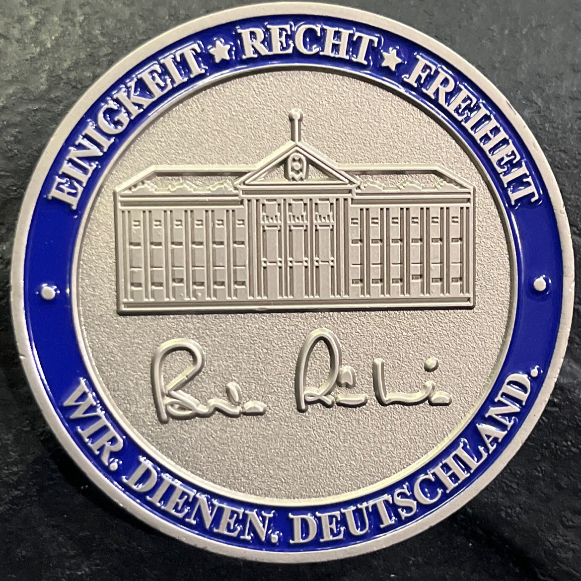 Germany Minister of defence — front