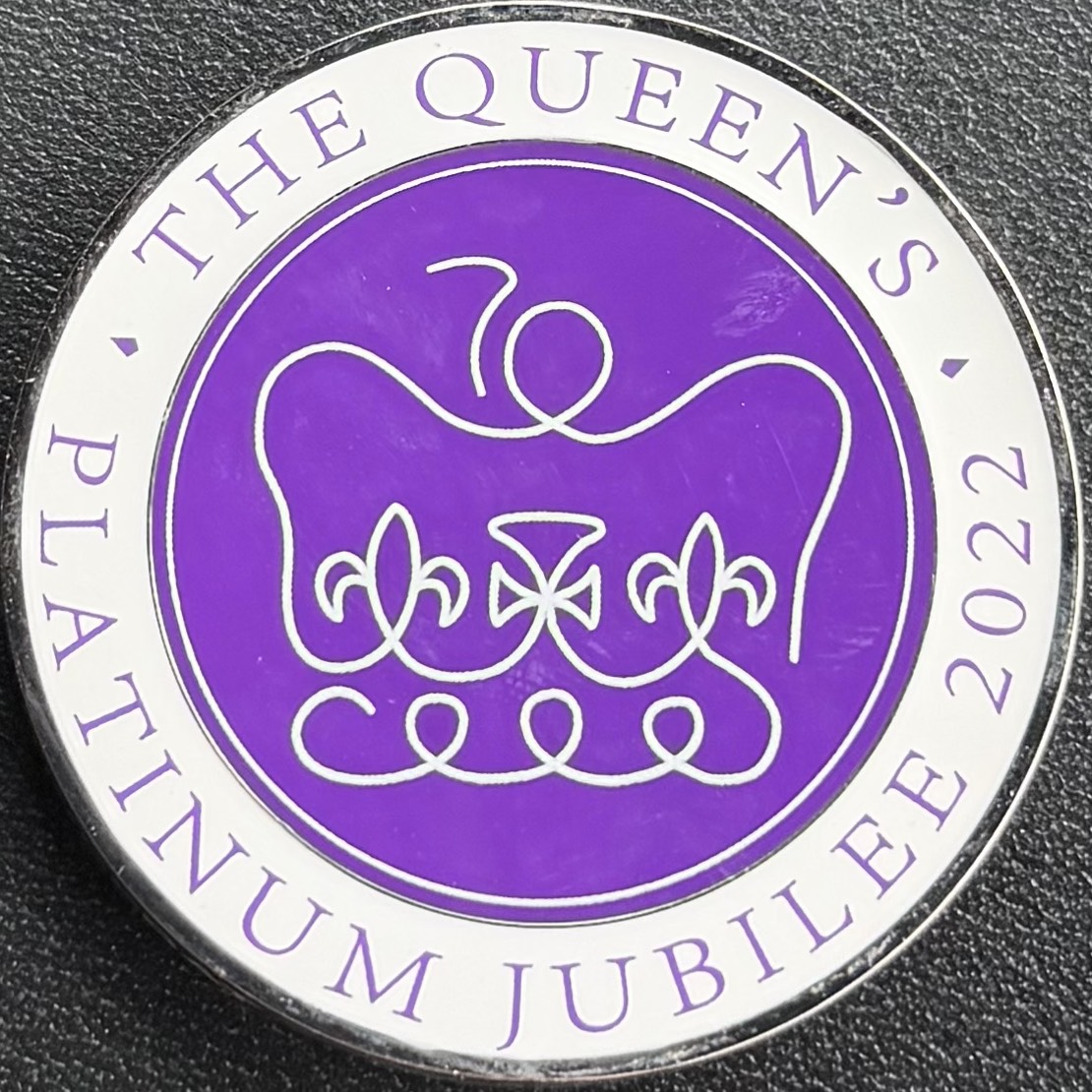 Metropolitan Police RTPC - Safer Transport Team The Queen’s PlatinumJubilee Challenge Coin - Purple — back
