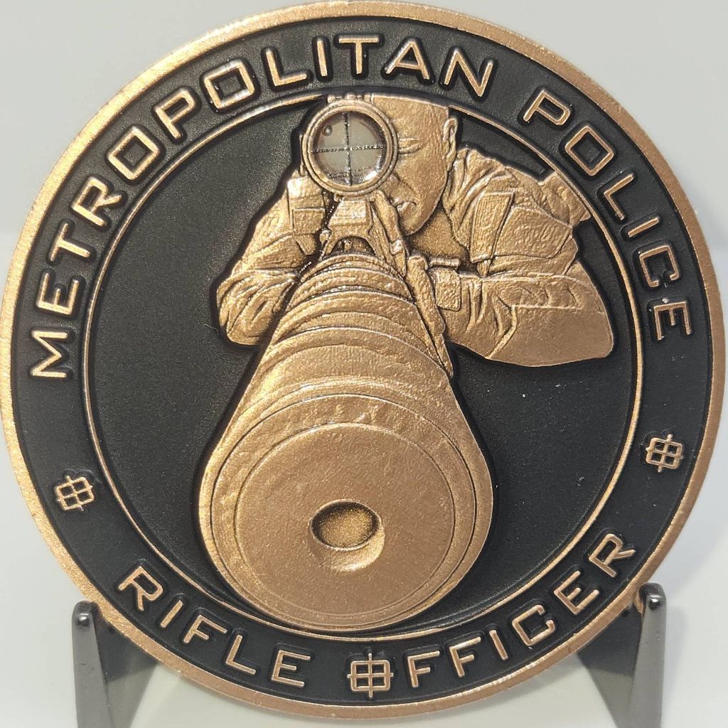 Met Police Rifle Officer — back