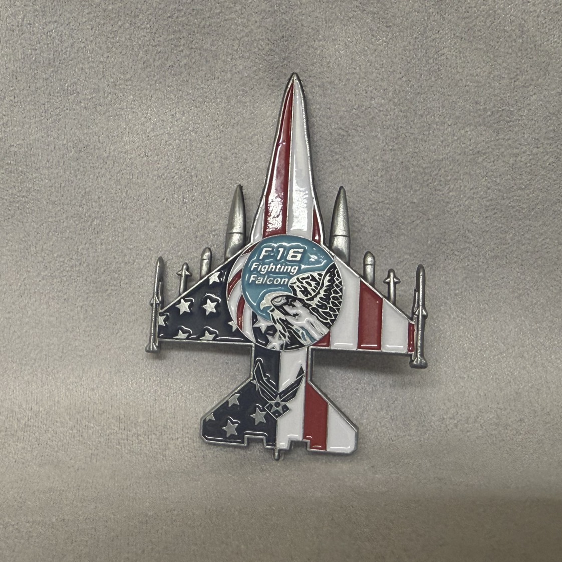 U.S.A.F.  F-16 — back