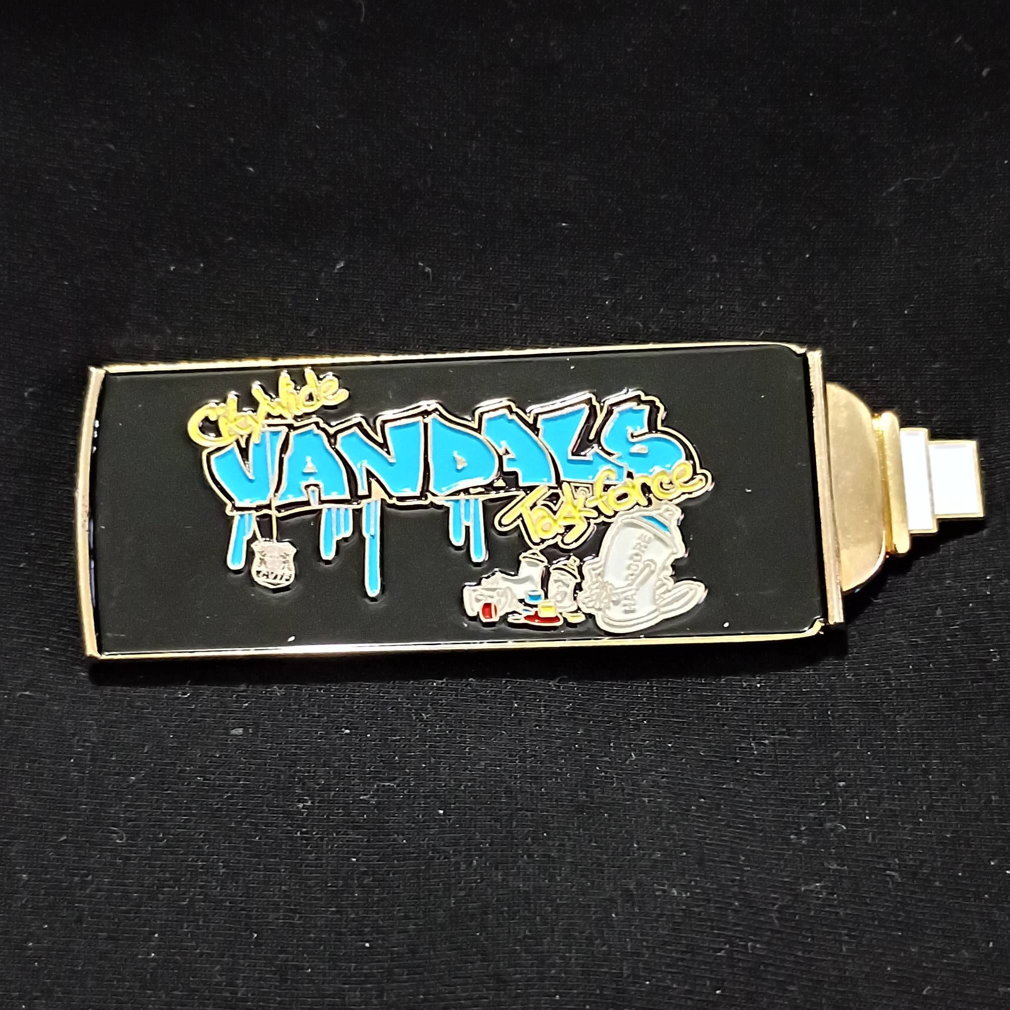NYPD citywide Vandal squad spray can variant challenge coin — back