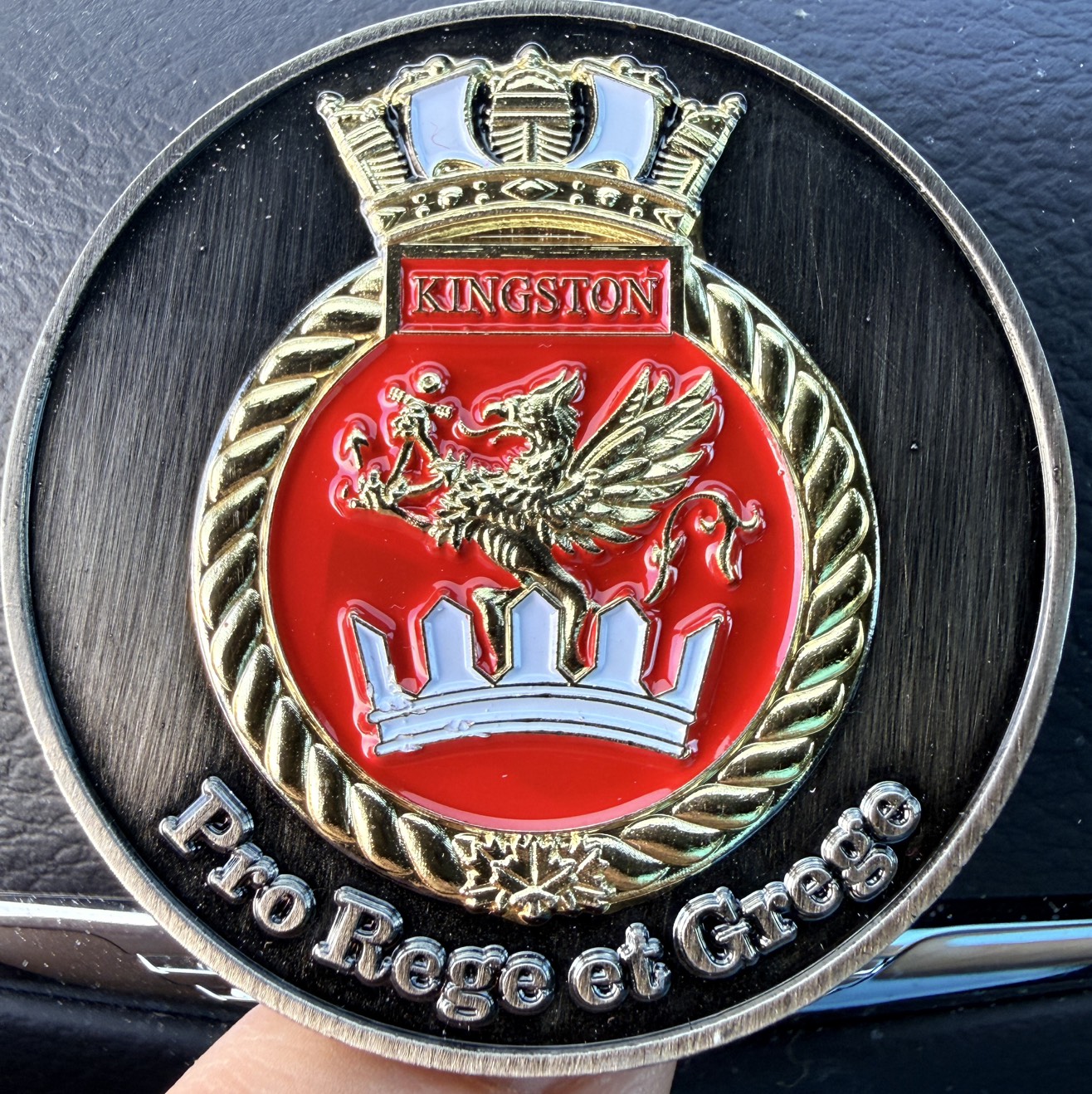 HMCS Kingston - MM 700 — front