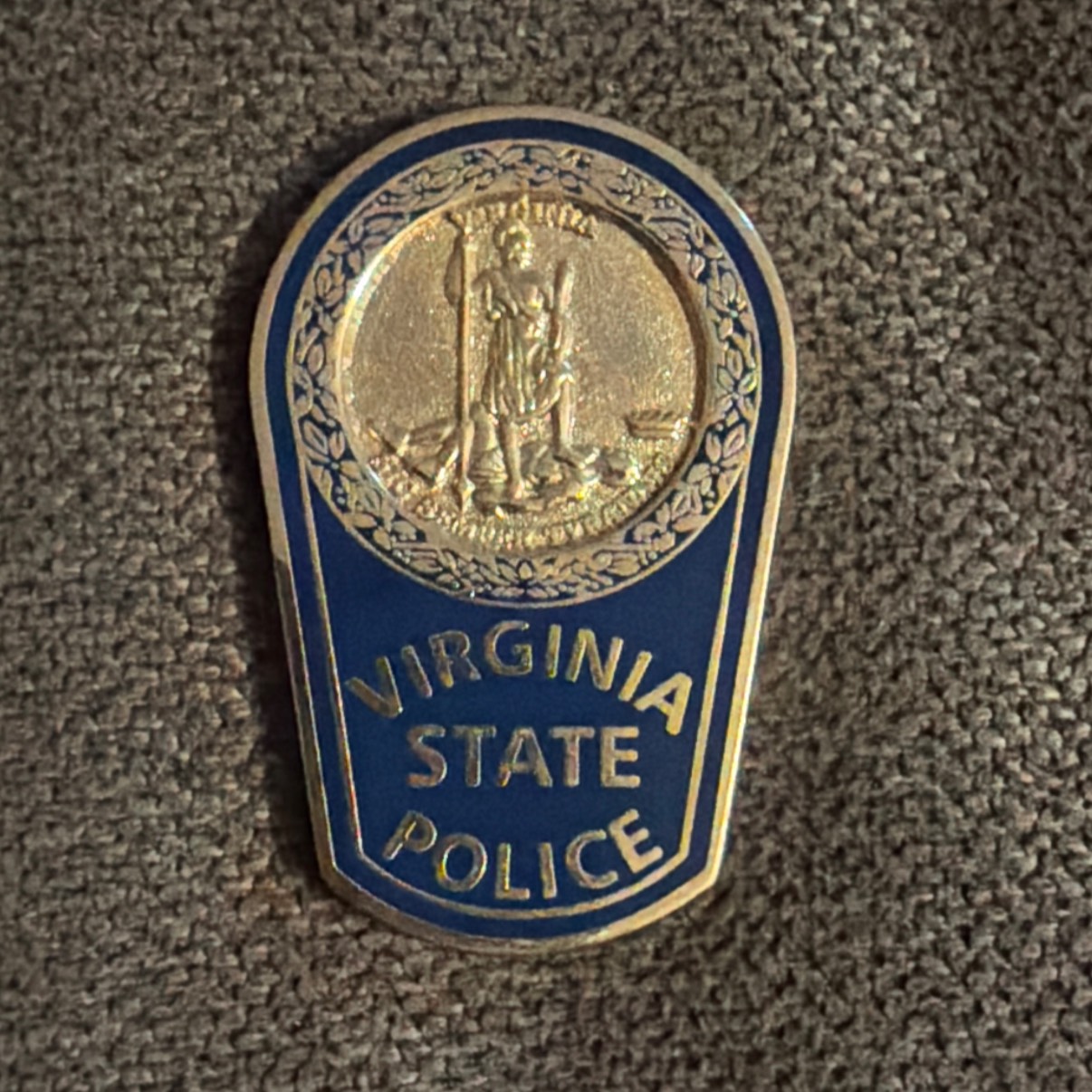 Badge/patch — back